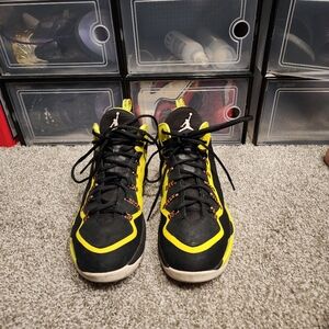 Air Jordan Superfly 2 Black and Yellow Sneakers